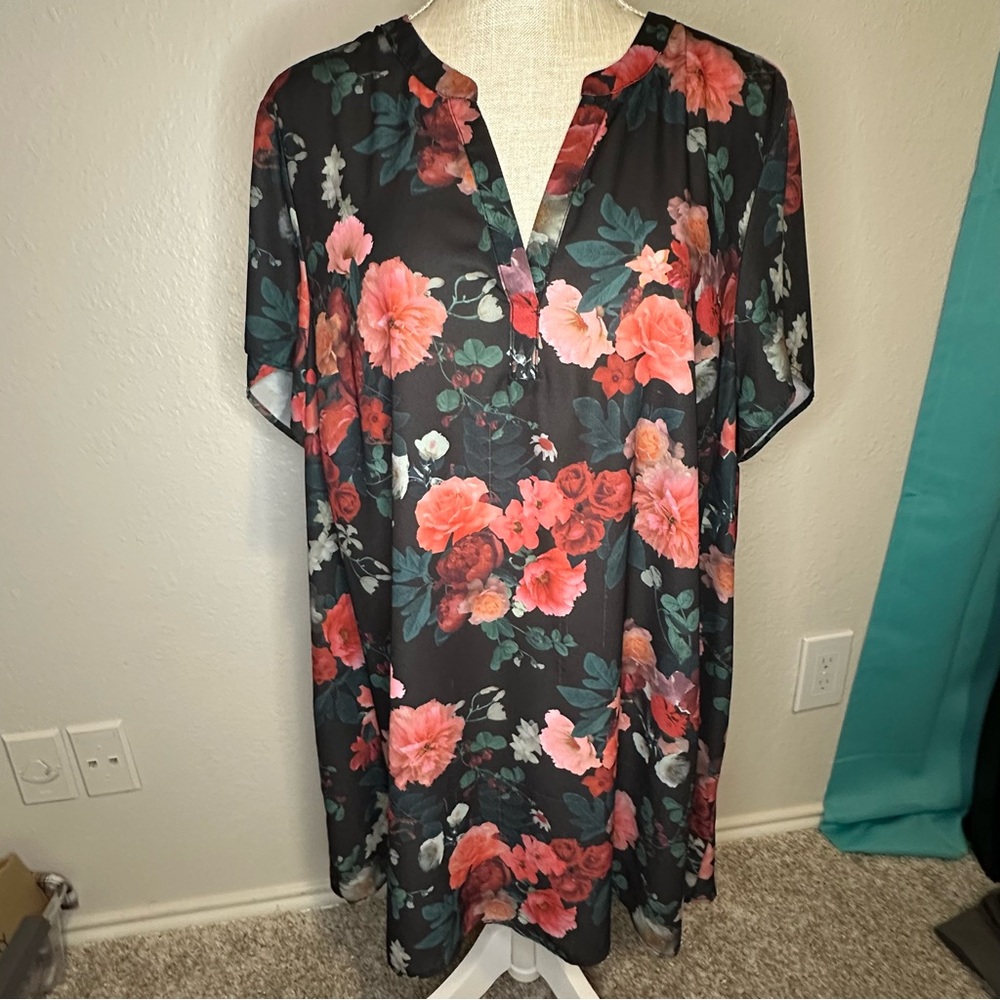 Black and Pink Floral Short Sleeve Shirt, 2X